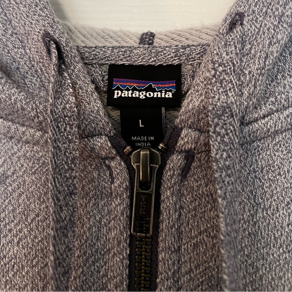 Patagonia Women’s Full-Zip Hoodie - Picture 3 of 7